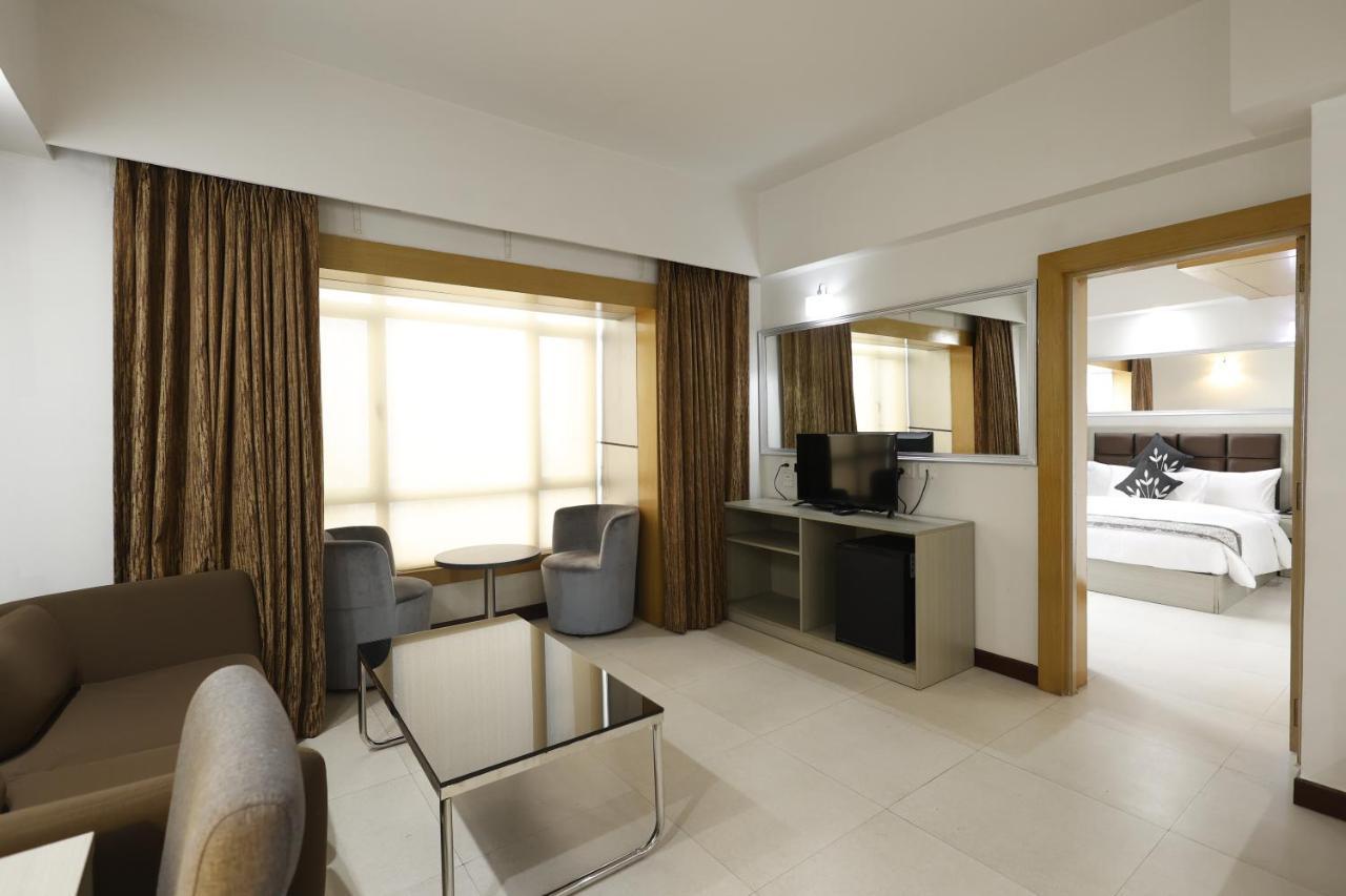 Aristocrat Hotel Kolkata Ngoại thất bức ảnh