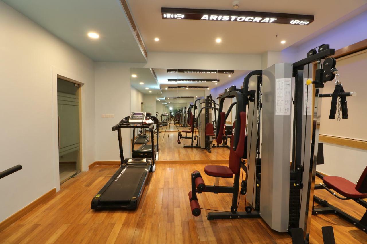 Aristocrat Hotel Kolkata Ngoại thất bức ảnh